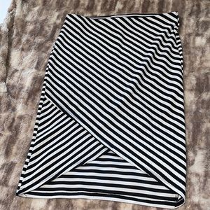 Striped pencil skirt